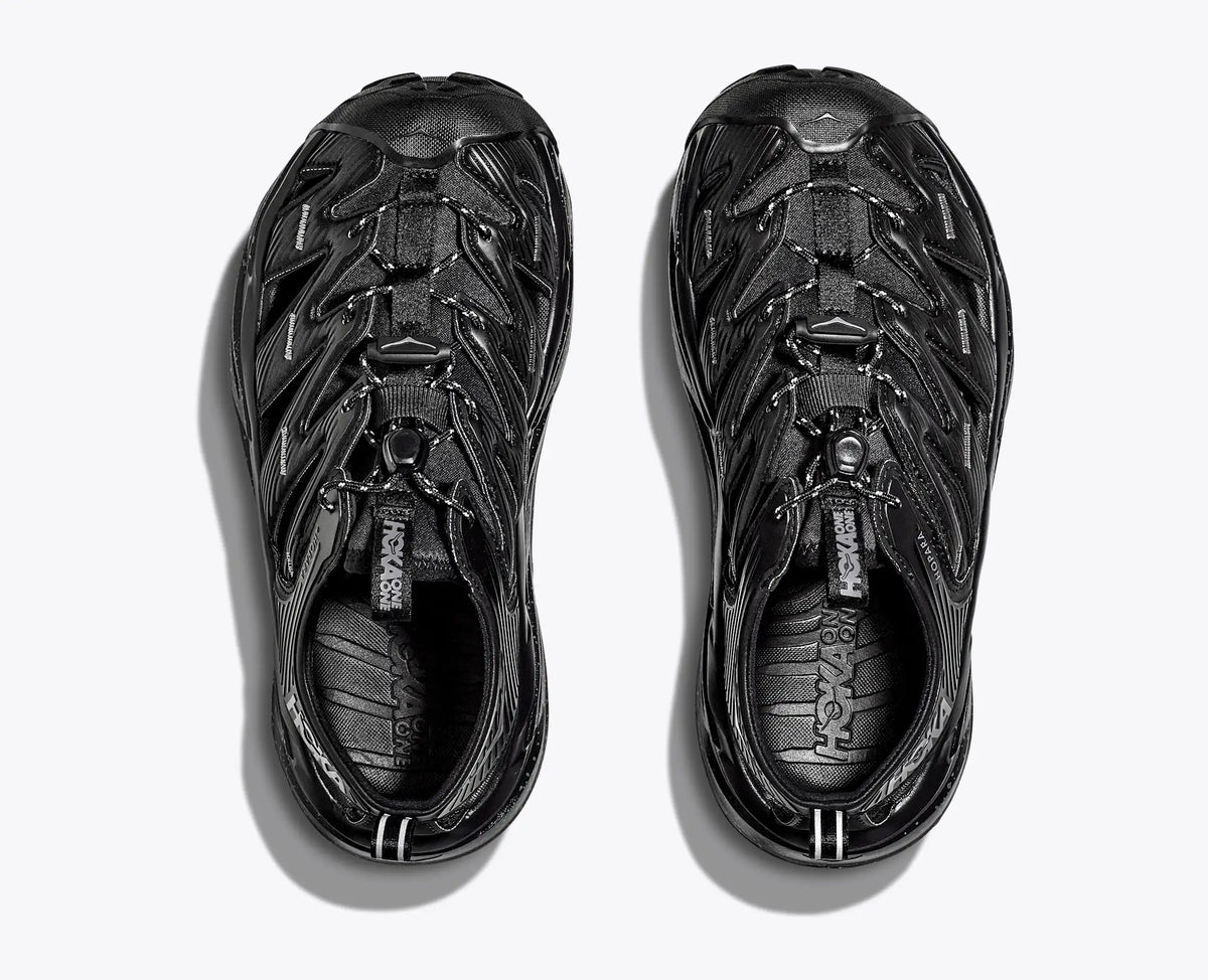 Black / Castlerock