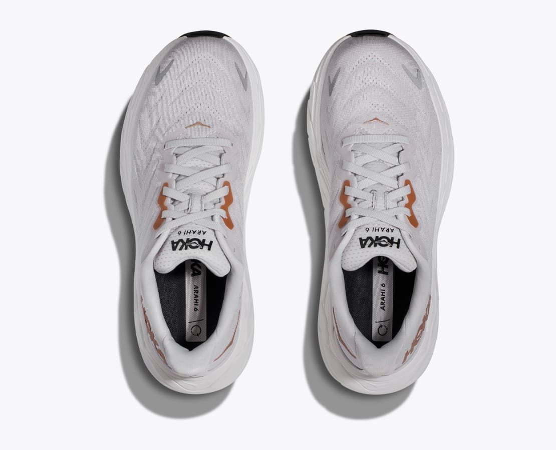HOKA Arahi 6 Dömu