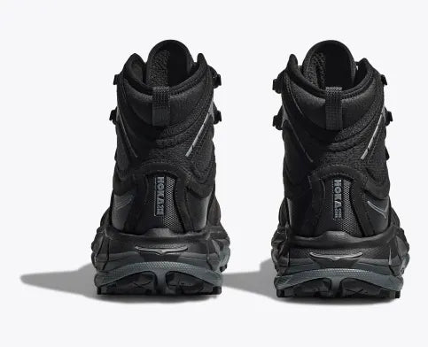 Black / Castlerock