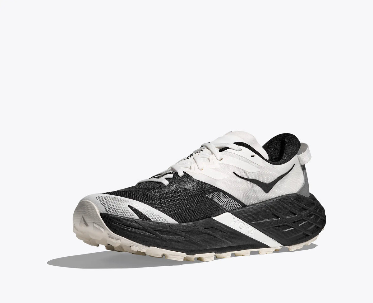 Black / White