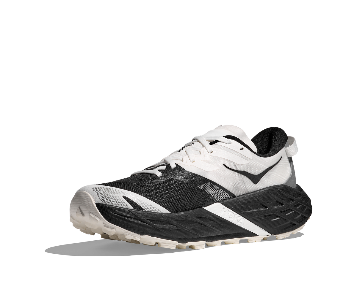 Black / White
