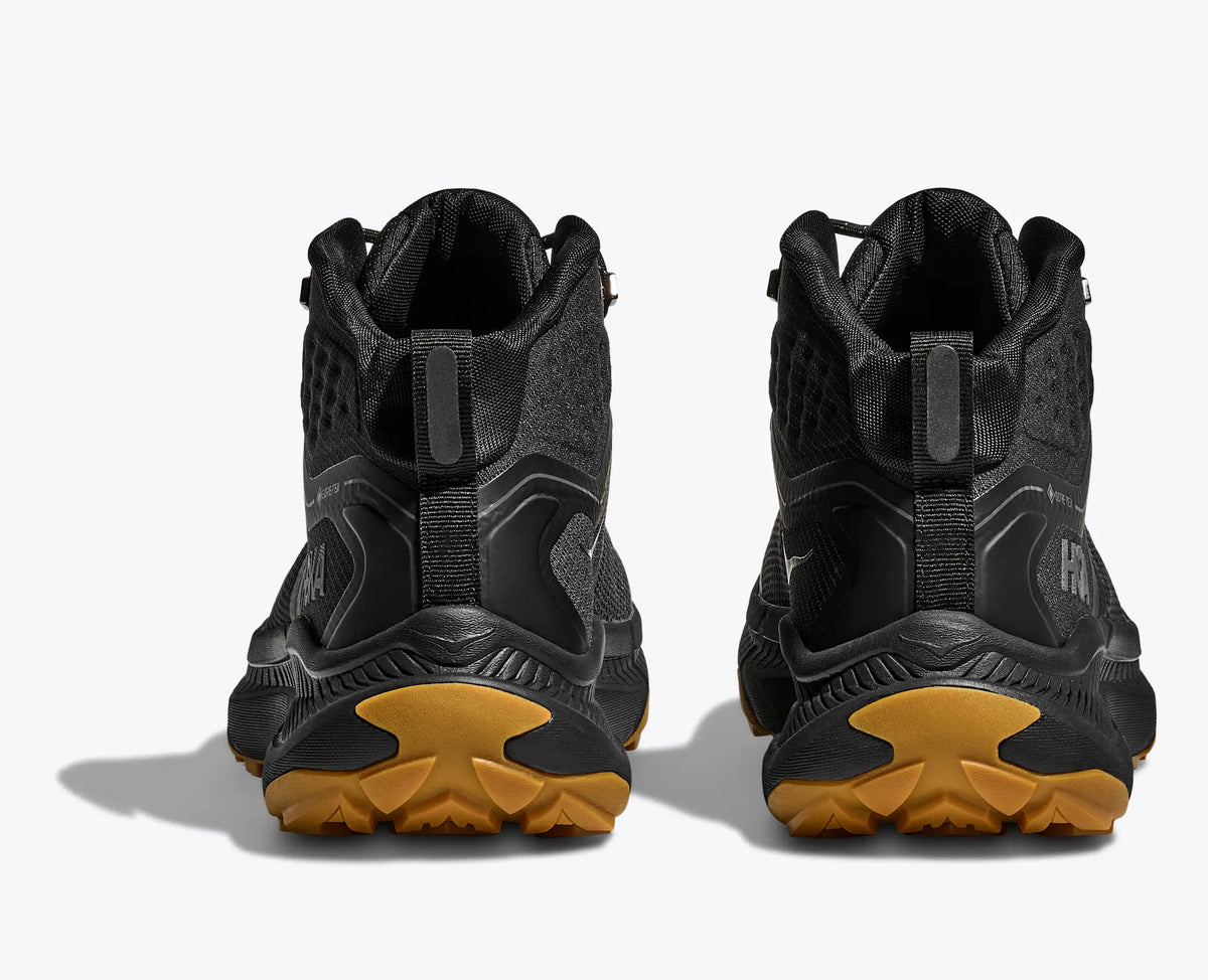 Black / Black