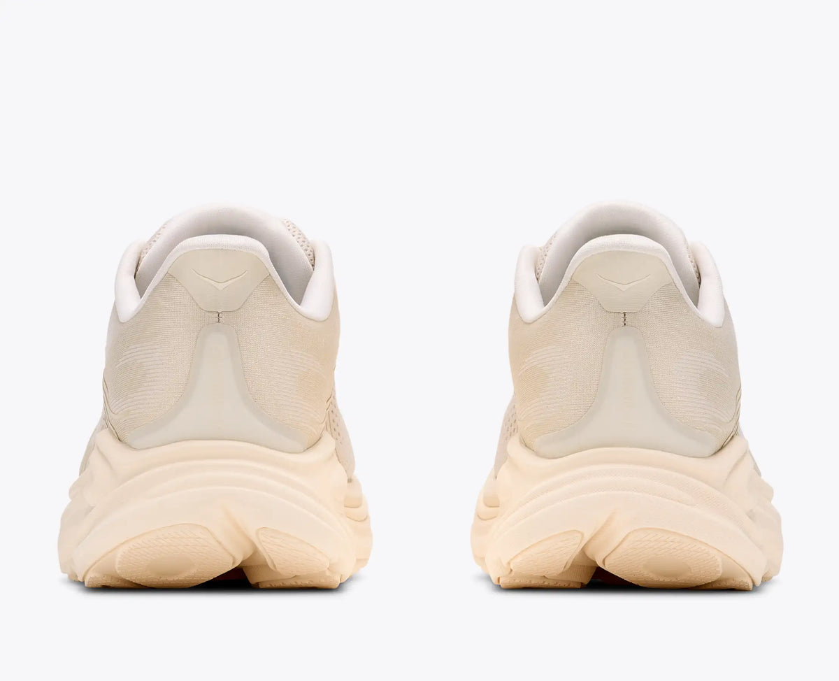 Alabaster / Oat Milk