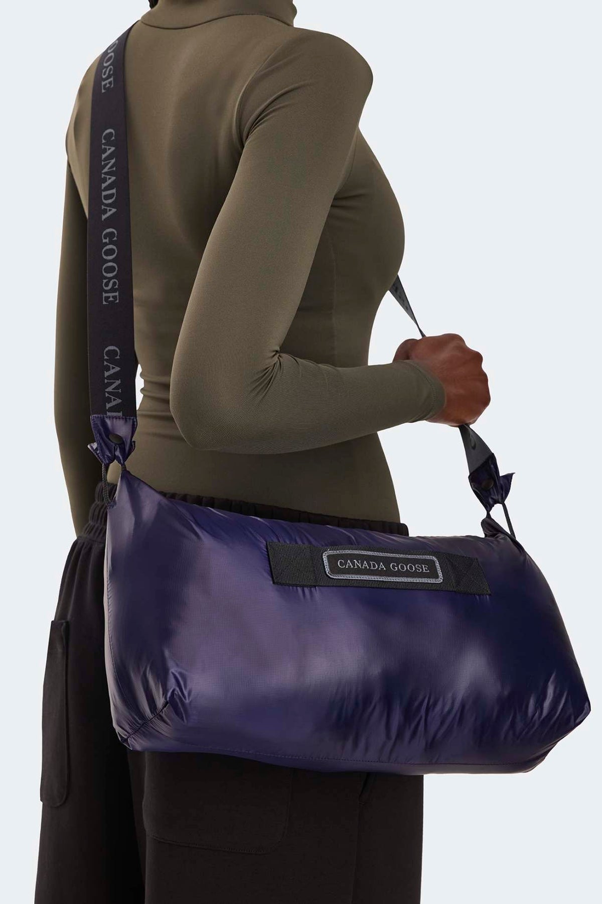 Canada Goose Cypress Puffer Black Label Dömu