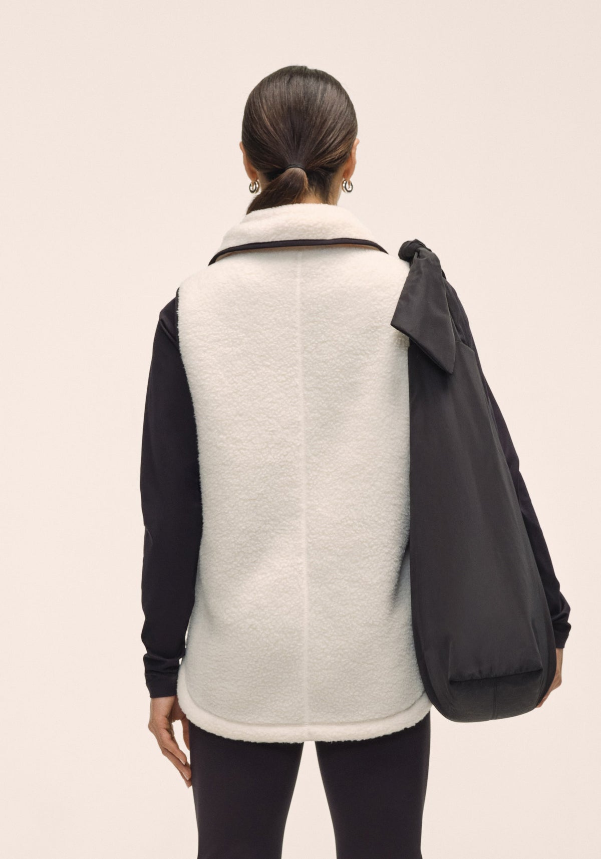 Casall High Collar Pile Vest
