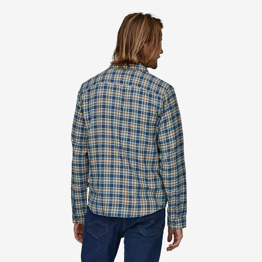 Patagonia Men&#39;s Long-Sleeved Cotton in Conversion Lightweight Fjord Flannel Shirt