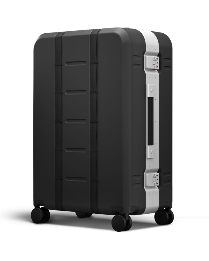 Db Ramverk Pro Check-in Luggage Large