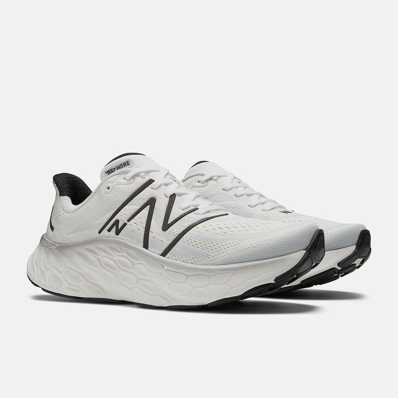 New Balance Fresh Foam X More v4 - Herra