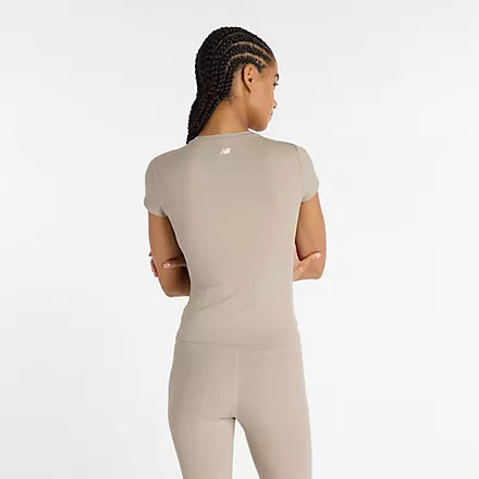 New Balance Ribbed Fitted T-Shirt - dömu