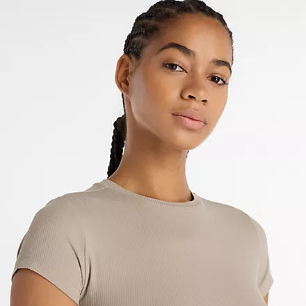 New Balance Ribbed Fitted T-Shirt - dömu