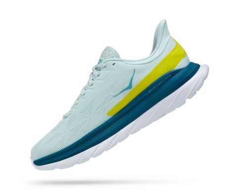 HOKA Mach 4 Karla